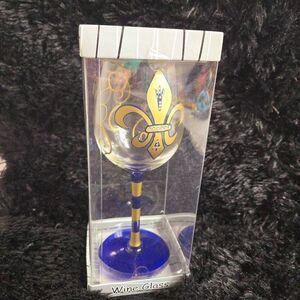 Chesapeake Bay Handpainted Fluer-de-lis wine glass drink wear